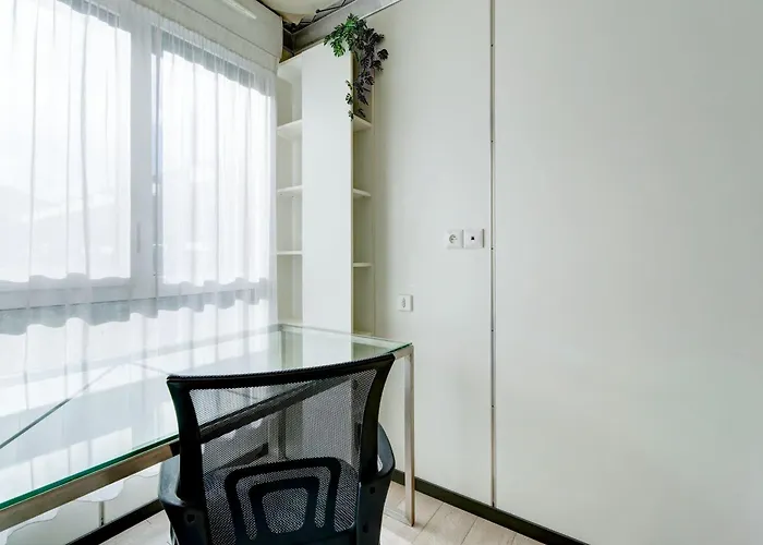 126 - Le Lokup - Wifi - Proche Tram * Реймс