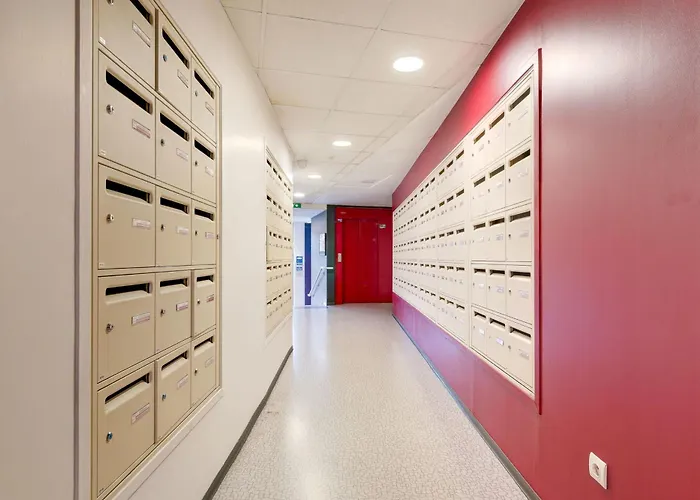 126 - Le Lokup - Wifi - Proche Tram Реймс