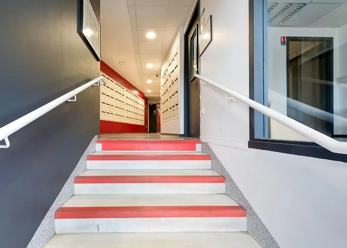 126 - Le Lokup - Wifi - Proche Tram Апартаменты *